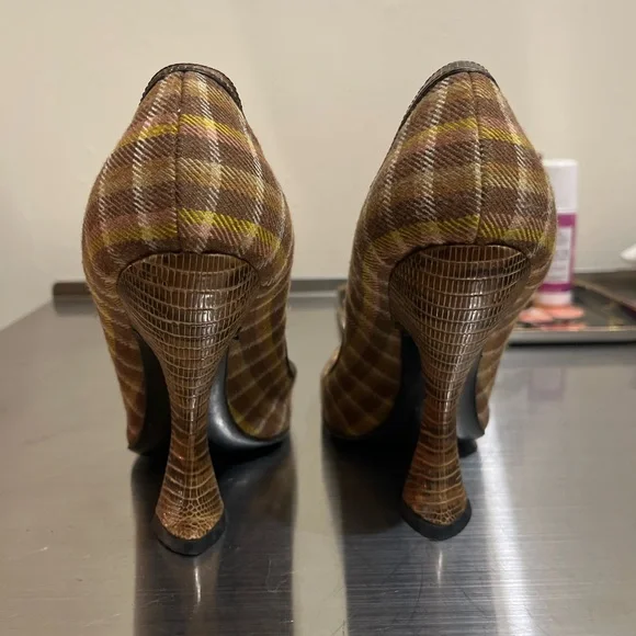 PRADA Vintage Plaid Heels – Brown/Yellow – Size 39 - Picture 2 of 3